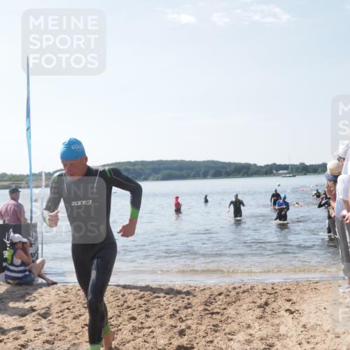 22.06.2025 - Viking Triathlon MichiJ http://msf.ph/oto/8095671 22.06.2025 10:41:03 Schwimmen 153, 314, 389, 397, 496, 631 meine-sportfotos.de