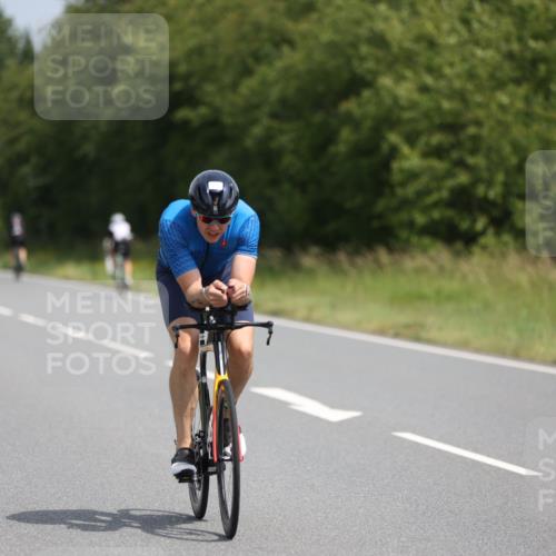 22.06.2025 - Viking Triathlon Yannick Fuchs http://msf.ph/oto/8095674 22.06.2025 11:58:12 Radfahren 216, 355 meine-sportfotos.de