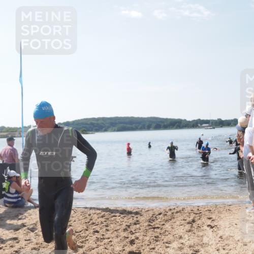 22.06.2025 - Viking Triathlon MichiJ http://msf.ph/oto/8095677 22.06.2025 10:41:03 Schwimmen 153, 314, 389, 397, 496, 631 meine-sportfotos.de
