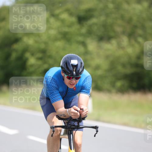 22.06.2025 - Viking Triathlon Yannick Fuchs http://msf.ph/oto/8095694 22.06.2025 11:58:12 Radfahren 216, 355 meine-sportfotos.de