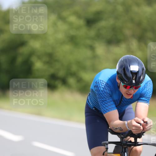 22.06.2025 - Viking Triathlon Yannick Fuchs http://msf.ph/oto/8095704 22.06.2025 11:58:13 Radfahren 216, 355 meine-sportfotos.de