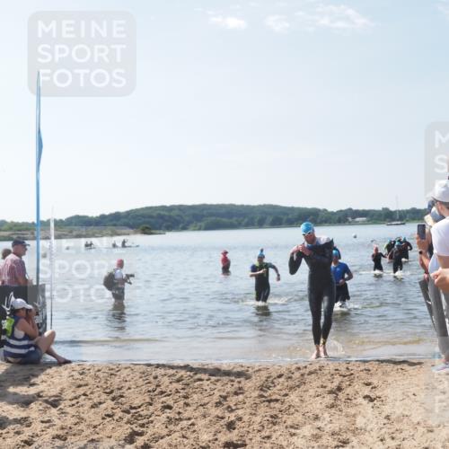 22.06.2025 - Viking Triathlon MichiJ http://msf.ph/oto/8095709 22.06.2025 10:41:09 Schwimmen 153, 314, 389, 496, 631 meine-sportfotos.de
