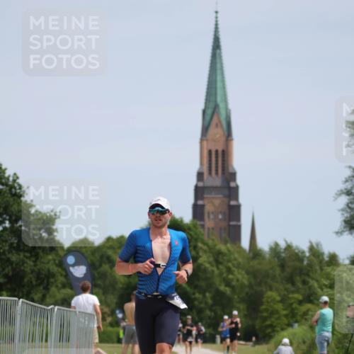 22.06.2025 - Viking Triathlon H.Heesch http://msf.ph/oto/8095722 22.06.2025 13:08:47 Laufen 45 meine-sportfotos.de