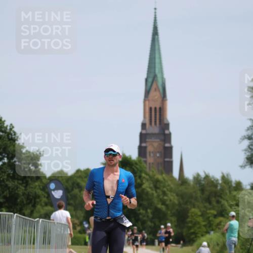 22.06.2025 - Viking Triathlon H.Heesch http://msf.ph/oto/8095726 22.06.2025 13:08:47 Laufen 45 meine-sportfotos.de