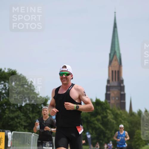 22.06.2025 - Viking Triathlon H.Heesch http://msf.ph/oto/8095759 22.06.2025 13:09:01 Laufen 278, 611, 661 meine-sportfotos.de