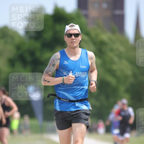 22.06.2025 - Viking Triathlon H.Heesch http://msf.ph/oto/8095769 22.06.2025 13:09:04 Laufen 278, 611, 661 meine-sportfotos.de