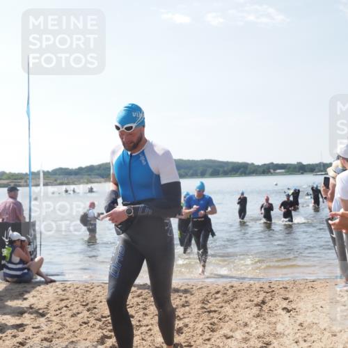 22.06.2025 - Viking Triathlon MichiJ http://msf.ph/oto/8095826 22.06.2025 10:41:13 Schwimmen 94, 153, 314, 389, 390, 496, 631 meine-sportfotos.de
