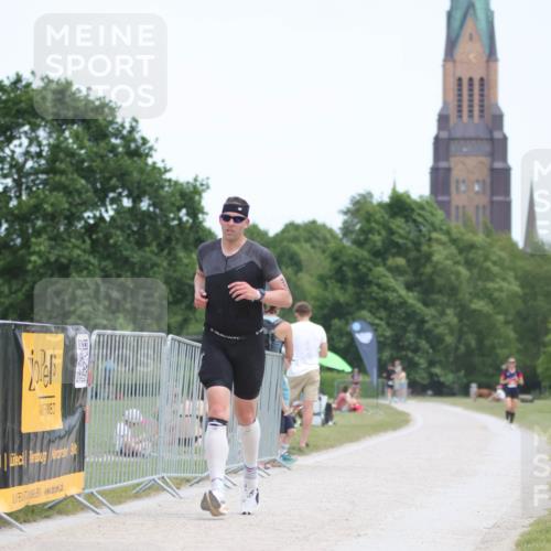 22.06.2025 - Viking Triathlon H.Heesch http://msf.ph/oto/8095831 22.06.2025 13:25:01 Laufen 61, 162, 306, 358 meine-sportfotos.de