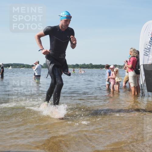 22.06.2025 - Viking Triathlon KatJ http://msf.ph/oto/8095855 22.06.2025 10:30:50 Schwimmen 45, 162, 188, 444, 510, 630, 651 meine-sportfotos.de