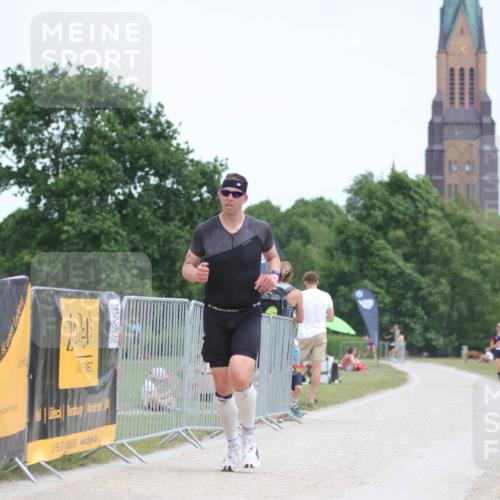 22.06.2025 - Viking Triathlon H.Heesch http://msf.ph/oto/8095862 22.06.2025 13:25:01 Laufen 61, 162, 306, 358 meine-sportfotos.de