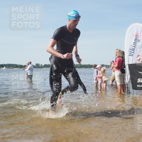 22.06.2025 - Viking Triathlon KatJ http://msf.ph/oto/8095878 22.06.2025 10:30:51 Schwimmen 45, 162, 188, 347, 444, 510, 630 meine-sportfotos.de