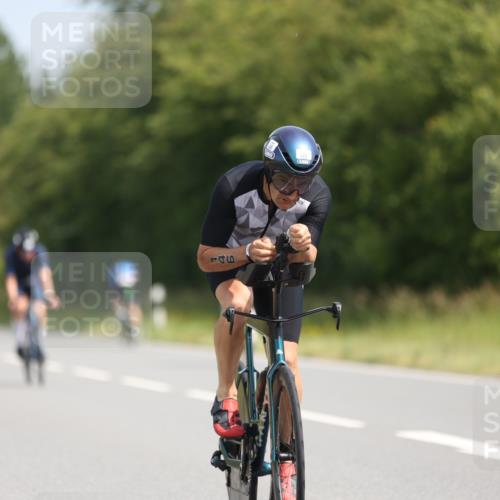 22.06.2025 - Viking Triathlon Yannick Fuchs http://msf.ph/oto/8095883 22.06.2025 11:21:13 Radfahren 19, 146, 149, 162, 170, 201, 208, 377, 382, 388, 395, 407, 477, 481, 507, 557, 656 meine-sportfotos.de