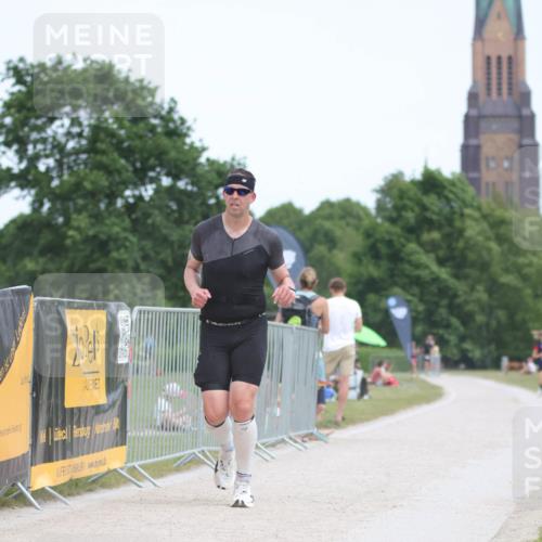 22.06.2025 - Viking Triathlon H.Heesch http://msf.ph/oto/8095893 22.06.2025 13:25:02 Laufen 61, 162, 306, 358 meine-sportfotos.de