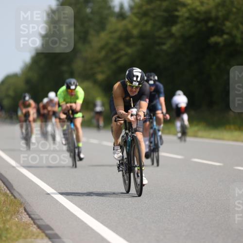 22.06.2025 - Viking Triathlon Yannick Fuchs http://msf.ph/oto/8095898 22.06.2025 11:21:13 Radfahren 19, 146, 149, 162, 170, 201, 208, 377, 382, 388, 395, 407, 477, 481, 507, 557, 656 meine-sportfotos.de
