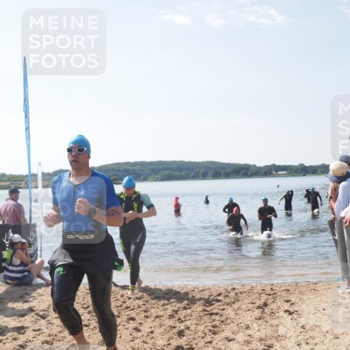 22.06.2025 - Viking Triathlon MichiJ http://msf.ph/oto/8095928 22.06.2025 10:41:16 Schwimmen 94, 153, 314, 376, 390, 496, 631 meine-sportfotos.de