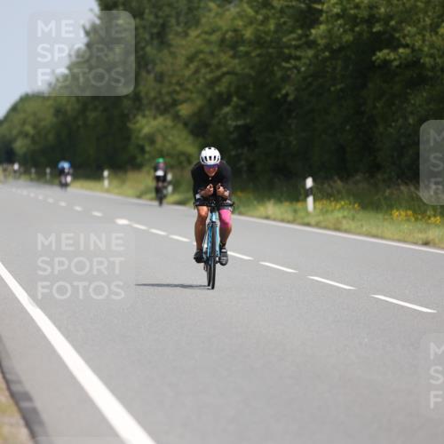 22.06.2025 - Viking Triathlon Yannick Fuchs http://msf.ph/oto/8095974 22.06.2025 11:58:41 Radfahren 616, 631 meine-sportfotos.de
