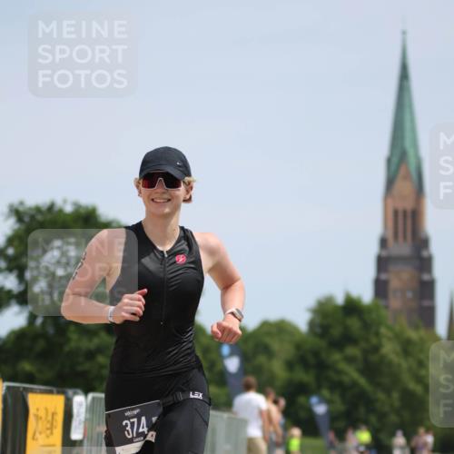 22.06.2025 - Viking Triathlon H.Heesch http://msf.ph/oto/8095977 22.06.2025 13:09:33 Laufen 374 meine-sportfotos.de