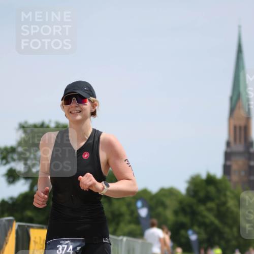 22.06.2025 - Viking Triathlon H.Heesch http://msf.ph/oto/8095982 22.06.2025 13:09:33 Laufen 374 meine-sportfotos.de