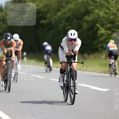22.06.2025 - Viking Triathlon Yannick Fuchs http://msf.ph/oto/8095995 22.06.2025 11:21:17 Radfahren 19, 75, 146, 162, 170, 201, 377, 382, 388, 395, 407, 481, 507 meine-sportfotos.de
