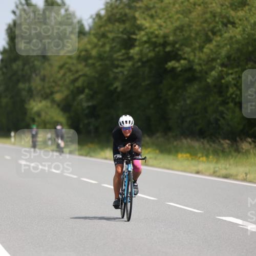 22.06.2025 - Viking Triathlon Yannick Fuchs http://msf.ph/oto/8095999 22.06.2025 11:58:42 Radfahren 616, 631 meine-sportfotos.de