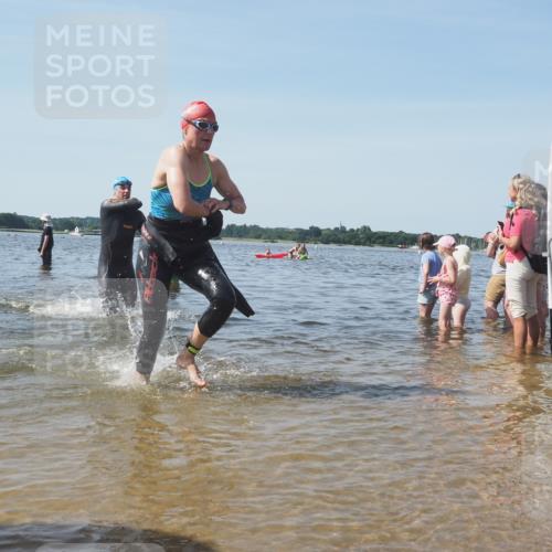 22.06.2025 - Viking Triathlon KatJ http://msf.ph/oto/8096003 22.06.2025 10:30:55 Schwimmen 45, 162, 347, 352, 444, 510, 630 meine-sportfotos.de
