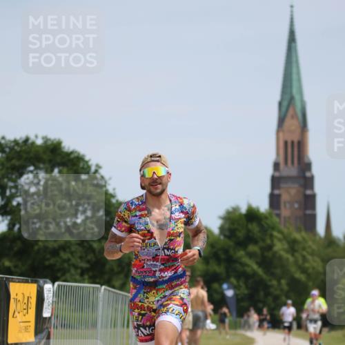 22.06.2025 - Viking Triathlon H.Heesch http://msf.ph/oto/8096008 22.06.2025 13:09:49 Laufen 517 meine-sportfotos.de