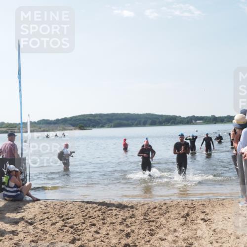 22.06.2025 - Viking Triathlon MichiJ http://msf.ph/oto/8096012 22.06.2025 10:41:19 Schwimmen 54, 94, 314, 376, 390, 631 meine-sportfotos.de