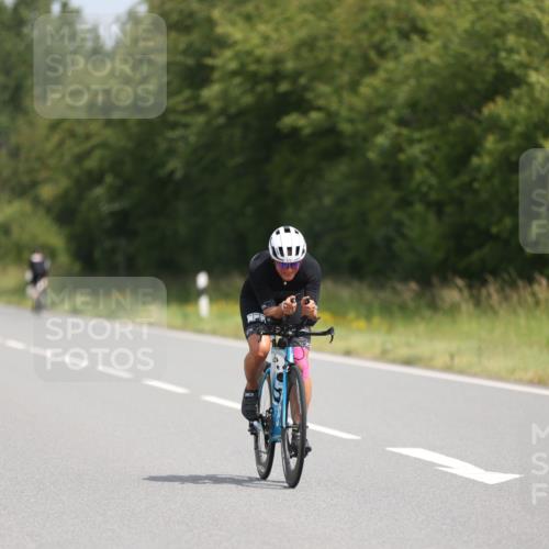 22.06.2025 - Viking Triathlon Yannick Fuchs http://msf.ph/oto/8096015 22.06.2025 11:58:42 Radfahren 616, 631 meine-sportfotos.de