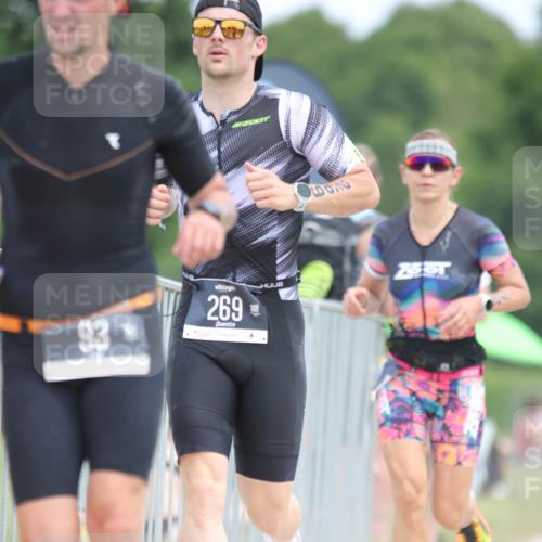 22.06.2025 - Viking Triathlon H.Heesch http://msf.ph/oto/8096022 22.06.2025 13:25:33 Laufen 72, 93, 269 meine-sportfotos.de