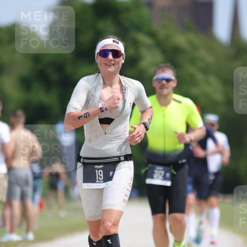 22.06.2025 - Viking Triathlon H.Heesch http://msf.ph/oto/8096044 22.06.2025 13:09:57 Laufen 19, 312, 377 meine-sportfotos.de