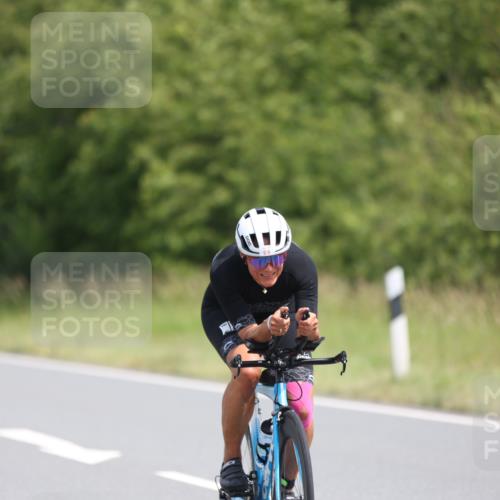 22.06.2025 - Viking Triathlon Yannick Fuchs http://msf.ph/oto/8096053 22.06.2025 11:58:43 Radfahren 616, 631 meine-sportfotos.de