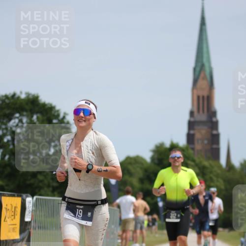 22.06.2025 - Viking Triathlon H.Heesch http://msf.ph/oto/8096074 22.06.2025 13:09:59 Laufen 19, 312, 377, 474 meine-sportfotos.de