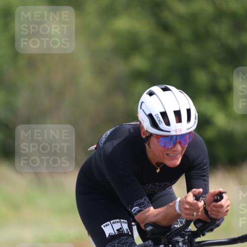 22.06.2025 - Viking Triathlon Yannick Fuchs http://msf.ph/oto/8096087 22.06.2025 11:58:44 Radfahren 214, 616, 631 meine-sportfotos.de