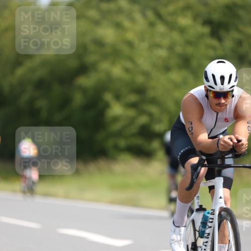 22.06.2025 - Viking Triathlon Yannick Fuchs http://msf.ph/oto/8096092 22.06.2025 11:21:18 Radfahren 19, 50, 75, 127, 162, 170, 377, 382, 388, 395, 407, 481, 507 meine-sportfotos.de