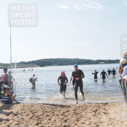 22.06.2025 - Viking Triathlon MichiJ http://msf.ph/oto/8096096 22.06.2025 10:41:20 Schwimmen 54, 94, 314, 376, 390, 631 meine-sportfotos.de