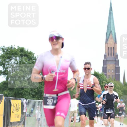22.06.2025 - Viking Triathlon H.Heesch http://msf.ph/oto/8096139 22.06.2025 13:25:56 Laufen 95, 172, 176, 287, 340 meine-sportfotos.de