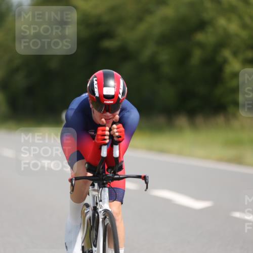 22.06.2025 - Viking Triathlon Yannick Fuchs http://msf.ph/oto/8096191 22.06.2025 11:58:48 Radfahren 214, 464, 483, 492, 616, 631 meine-sportfotos.de