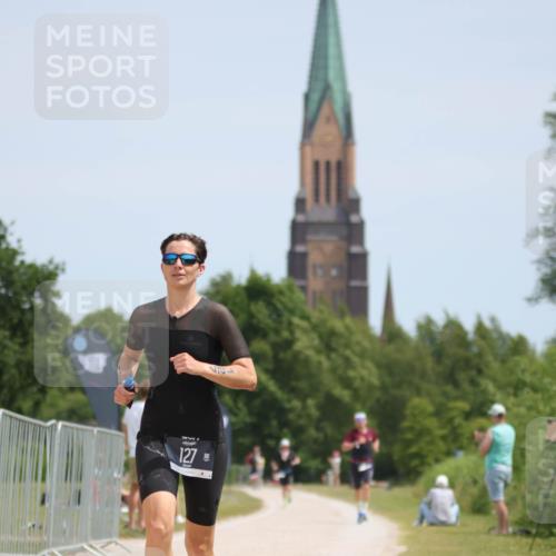 22.06.2025 - Viking Triathlon H.Heesch http://msf.ph/oto/8096218 22.06.2025 13:10:16 Laufen 127 meine-sportfotos.de