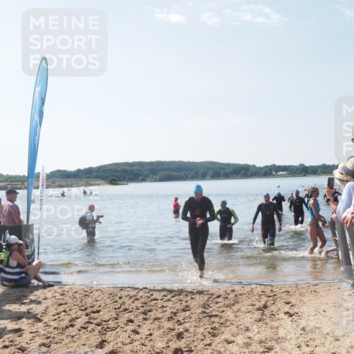 22.06.2025 - Viking Triathlon MichiJ http://msf.ph/oto/8096227 22.06.2025 10:41:28 Schwimmen 54, 94, 220, 376, 390, 505 meine-sportfotos.de