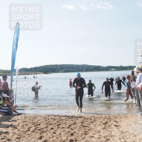 22.06.2025 - Viking Triathlon MichiJ http://msf.ph/oto/8096242 22.06.2025 10:41:28 Schwimmen 54, 94, 220, 376, 390, 505 meine-sportfotos.de