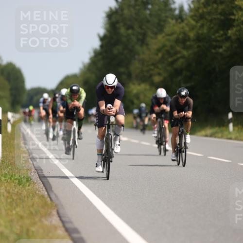 22.06.2025 - Viking Triathlon Yannick Fuchs http://msf.ph/oto/8096249 22.06.2025 11:21:25 Radfahren 50, 70, 75, 127, 296, 395, 469, 522, 550, 643 meine-sportfotos.de