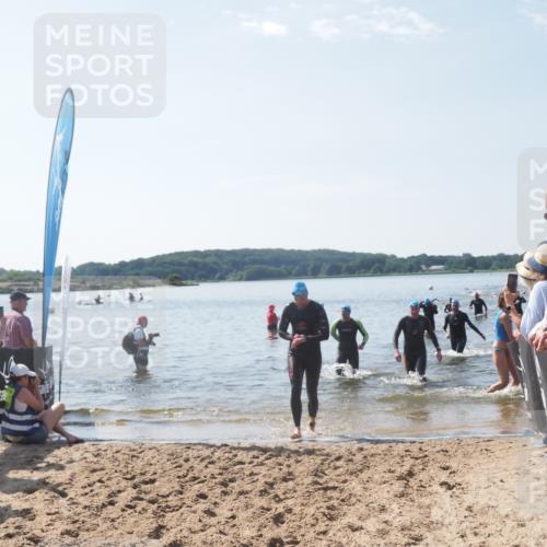 22.06.2025 - Viking Triathlon MichiJ http://msf.ph/oto/8096253 22.06.2025 10:41:28 Schwimmen 54, 94, 220, 376, 390, 505 meine-sportfotos.de