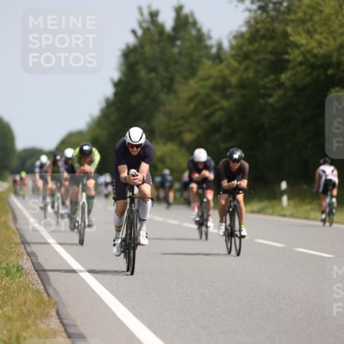 22.06.2025 - Viking Triathlon Yannick Fuchs http://msf.ph/oto/8096257 22.06.2025 11:21:25 Radfahren 50, 70, 75, 127, 296, 395, 469, 522, 550, 643 meine-sportfotos.de