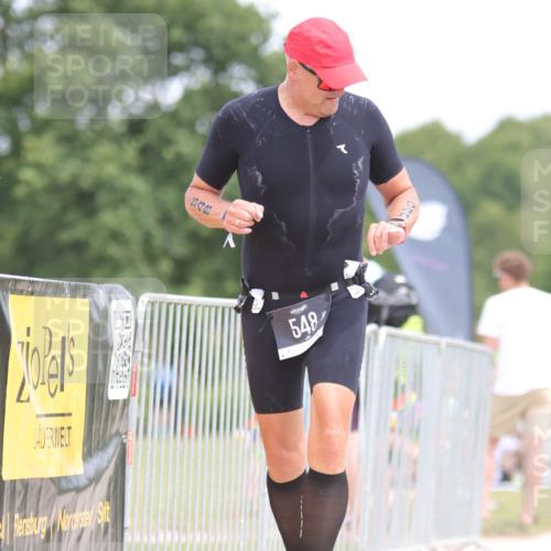 22.06.2025 - Viking Triathlon H.Heesch http://msf.ph/oto/8096272 22.06.2025 13:26:18 Laufen 548 meine-sportfotos.de