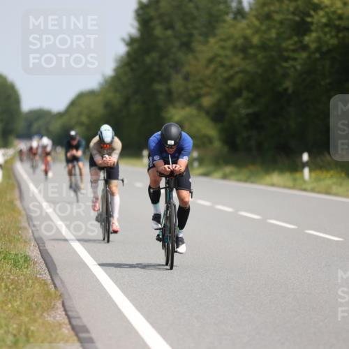 22.06.2025 - Viking Triathlon Yannick Fuchs http://msf.ph/oto/8096287 22.06.2025 11:58:53 Radfahren 214, 435, 464, 483, 492 meine-sportfotos.de