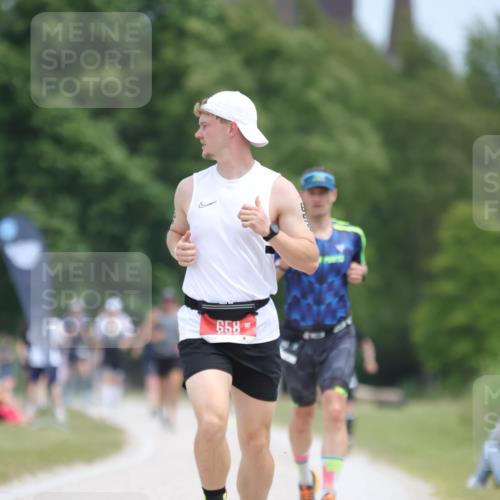22.06.2025 - Viking Triathlon H.Heesch http://msf.ph/oto/8096295 22.06.2025 13:26:36 Laufen 41, 658 meine-sportfotos.de