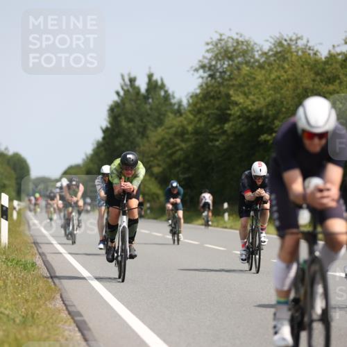 22.06.2025 - Viking Triathlon Yannick Fuchs http://msf.ph/oto/8096324 22.06.2025 11:21:27 Radfahren 50, 70, 75, 127, 296, 469, 522, 550, 643 meine-sportfotos.de