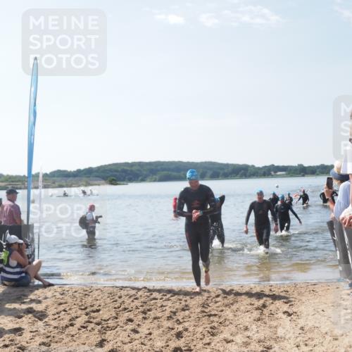 22.06.2025 - Viking Triathlon MichiJ http://msf.ph/oto/8096326 22.06.2025 10:41:29 Schwimmen 54, 94, 220, 376, 390, 505 meine-sportfotos.de