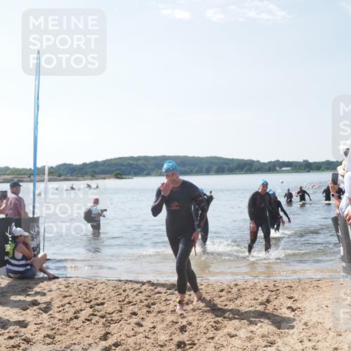 22.06.2025 - Viking Triathlon MichiJ http://msf.ph/oto/8096336 22.06.2025 10:41:30 Schwimmen 54, 94, 194, 220, 376, 390, 505 meine-sportfotos.de