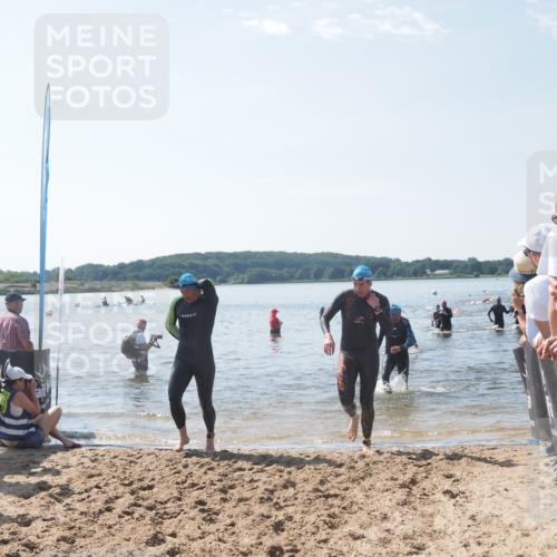 22.06.2025 - Viking Triathlon MichiJ http://msf.ph/oto/8096357 22.06.2025 10:41:32 Schwimmen 54, 194, 220, 376, 390, 505, 629 meine-sportfotos.de